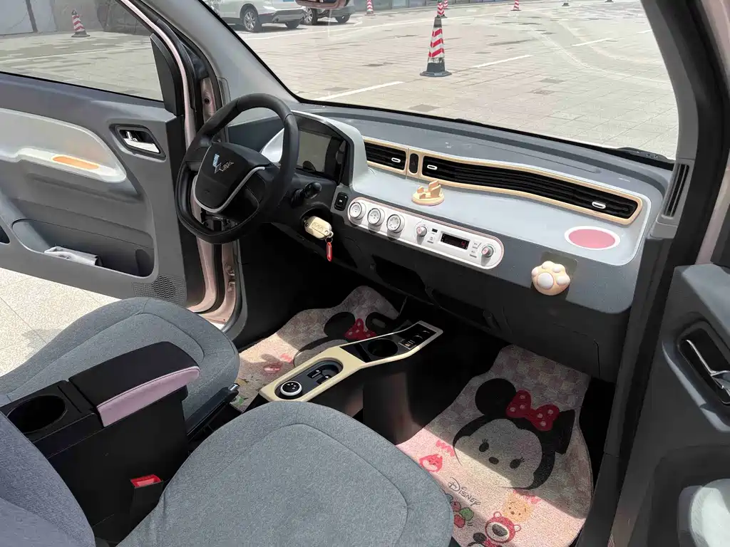 Wuling MINIEV — миниатюра 12