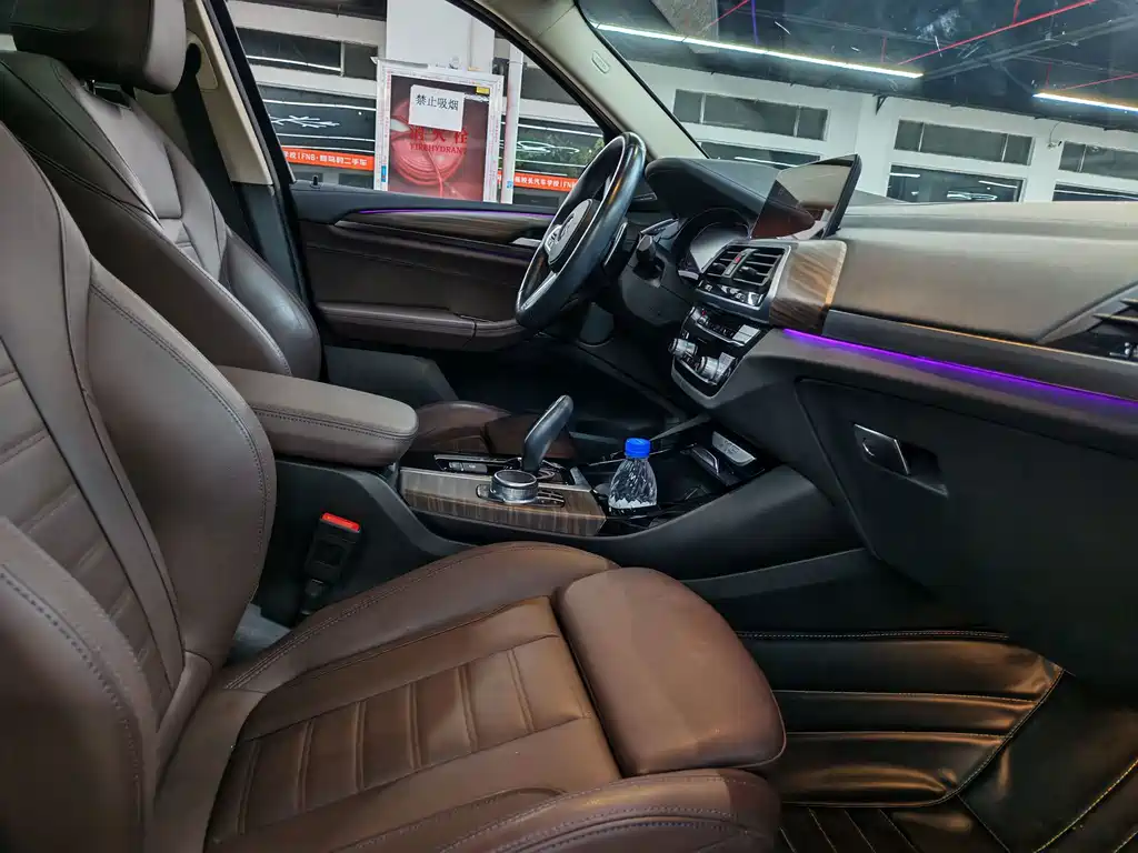 BMW X3 — миниатюра 11