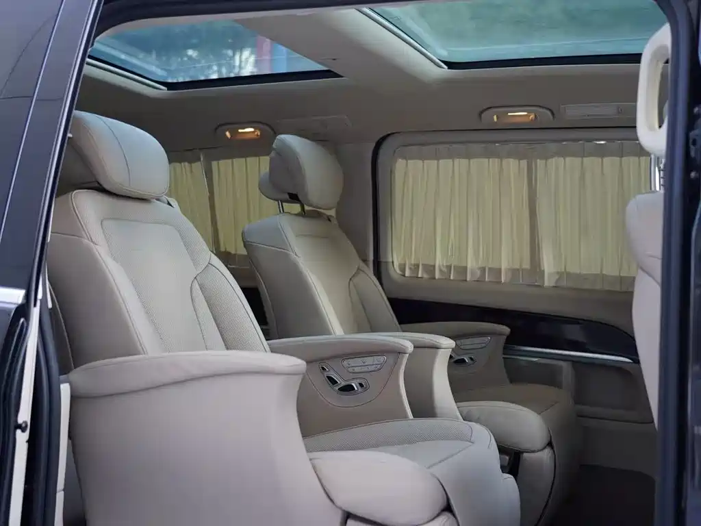 Mercedes-Benz V-Class V 2017 V 260 L Luxury Long Wheelbase