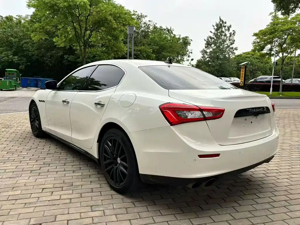 Maserati Ghibli — миниатюра 8