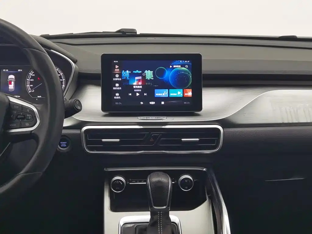 Geely Binyue — миниатюра 12