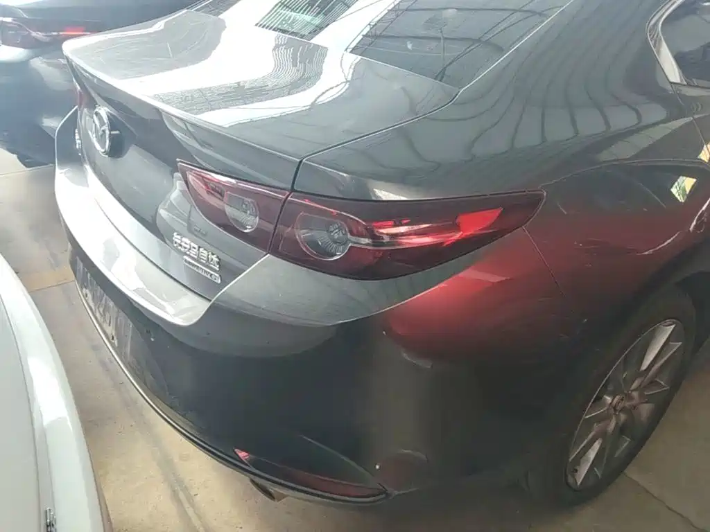 Mazda 3 Axela — миниатюра 8