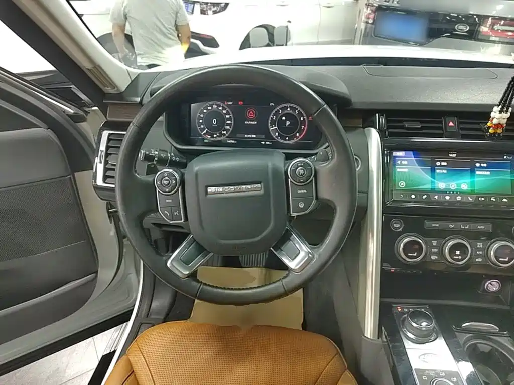 Land Rover Discovery — миниатюра 11