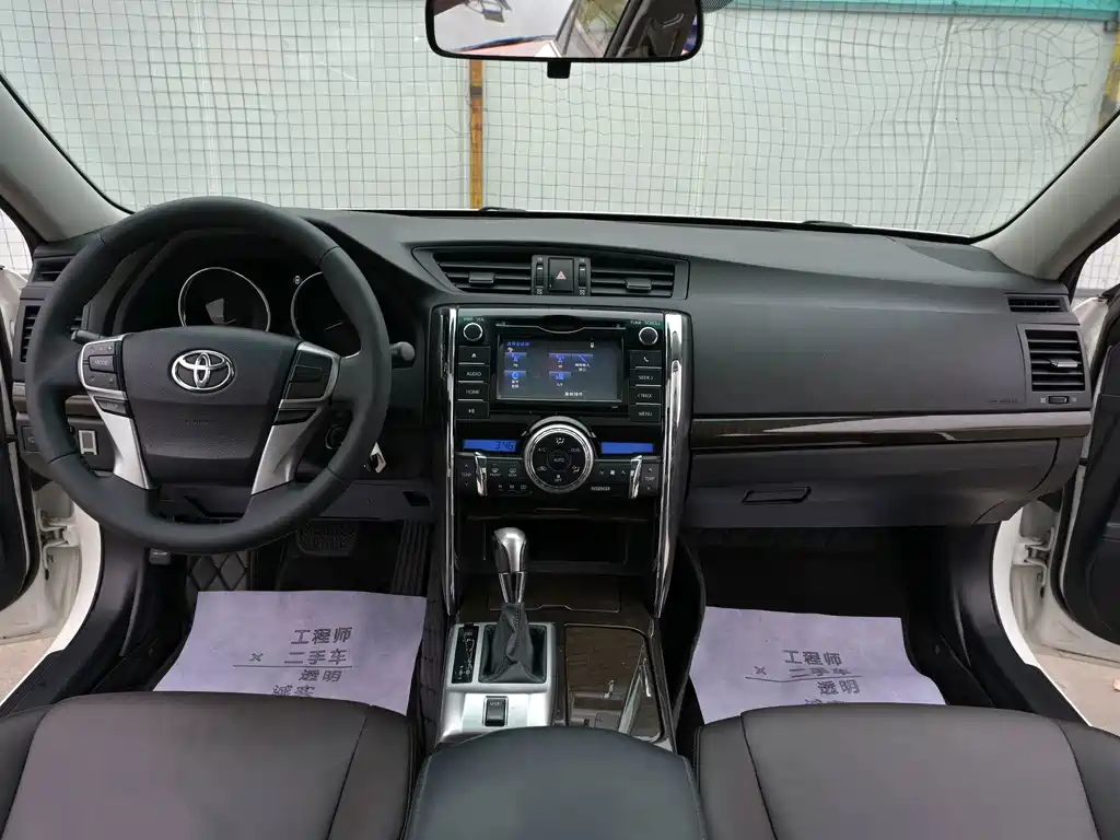 Toyota Reiz — миниатюра 8