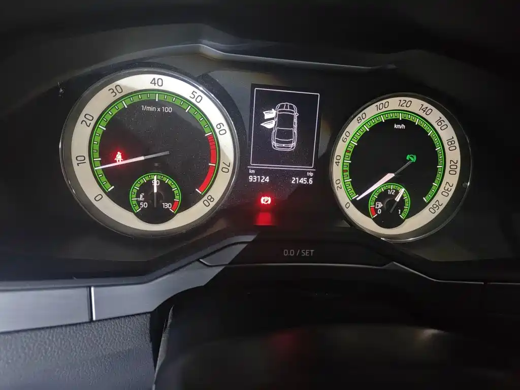 Skoda Superb — миниатюра 9