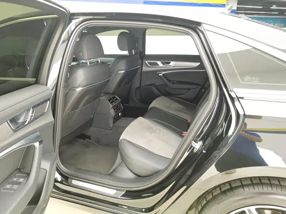Audi A6L — миниатюра 11