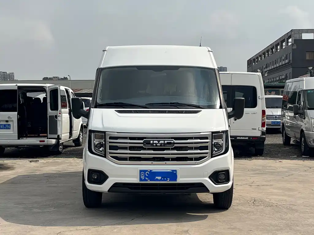 JMC JMC Fushun — миниатюра 2