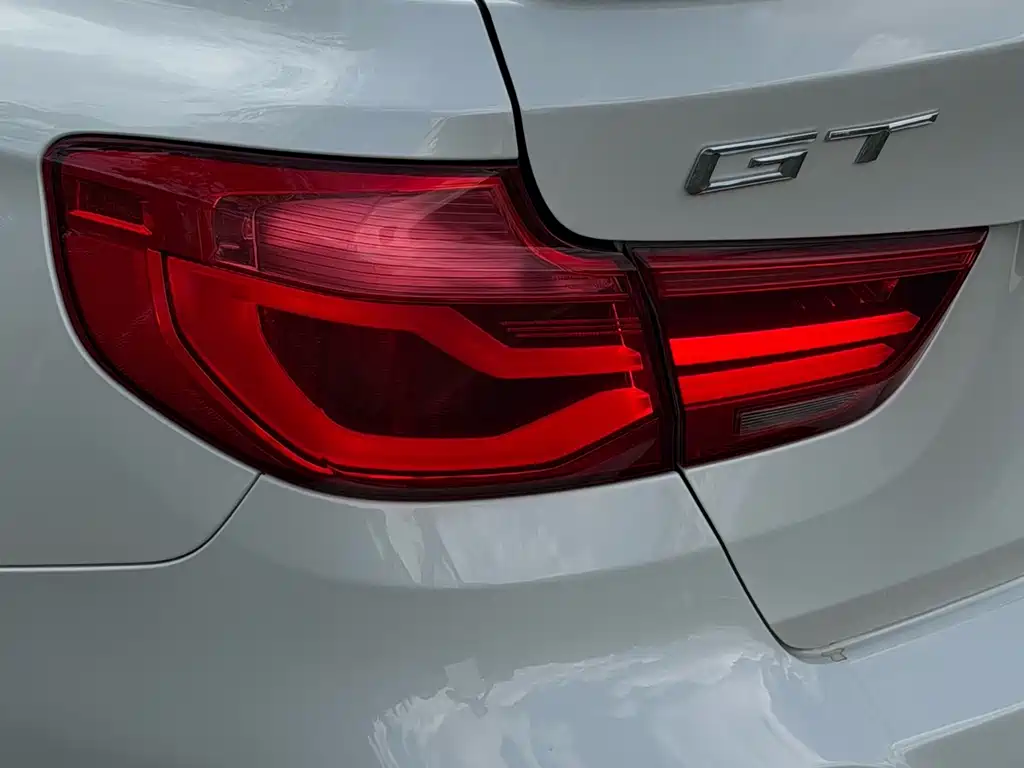 BMW 3 Series GT — миниатюра 28