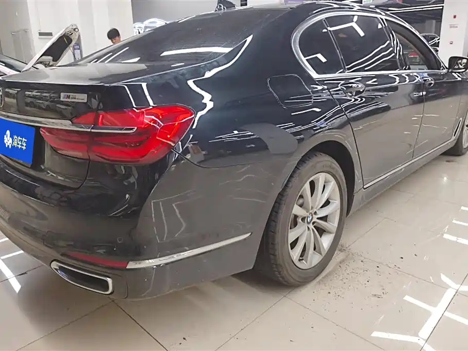 BMW 7 Series 7 2017 730Li Lead