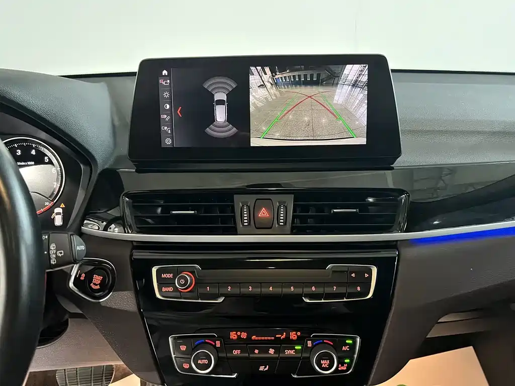 BMW X1 — миниатюра 29