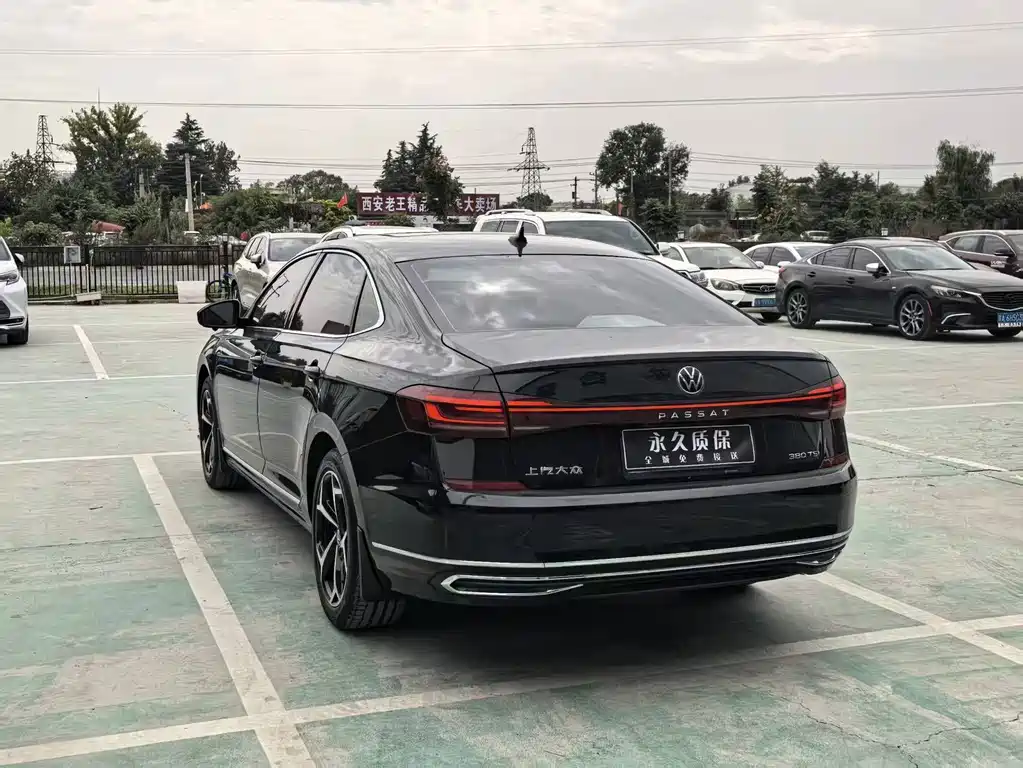Volkswagen Passat — миниатюра 7