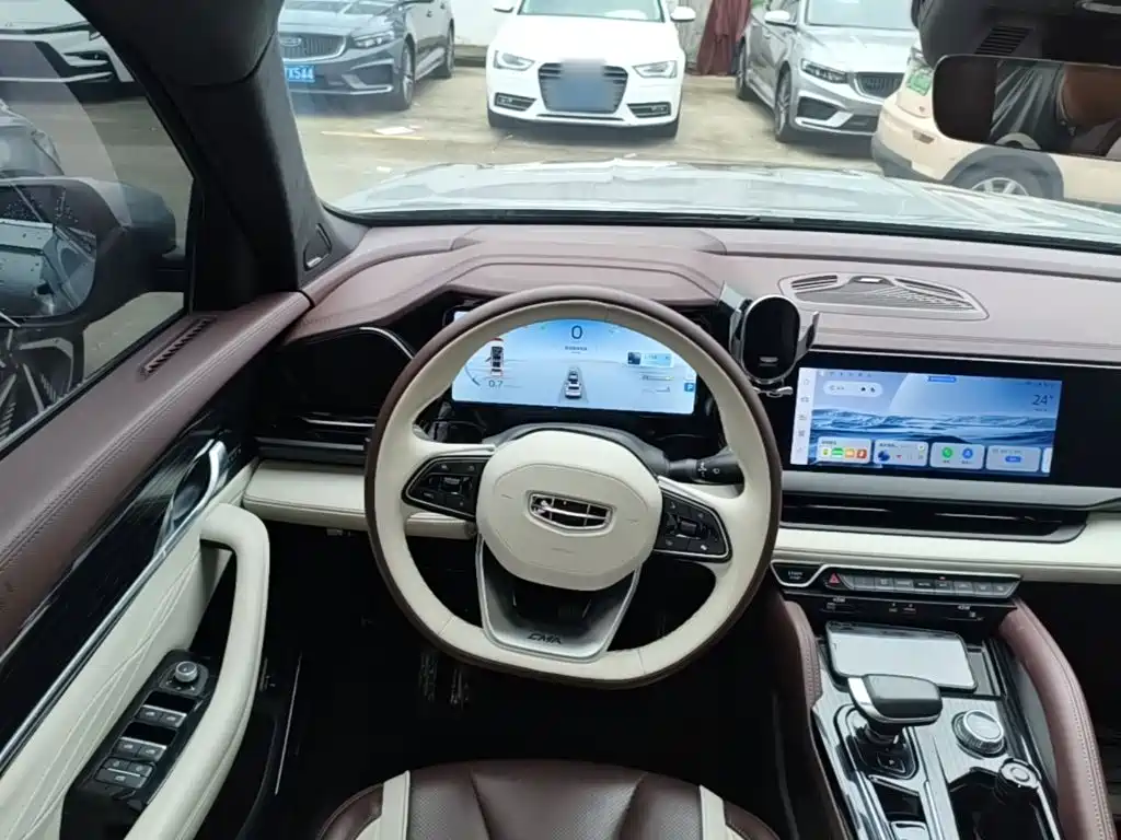 Geely Xingyue L — миниатюра 11