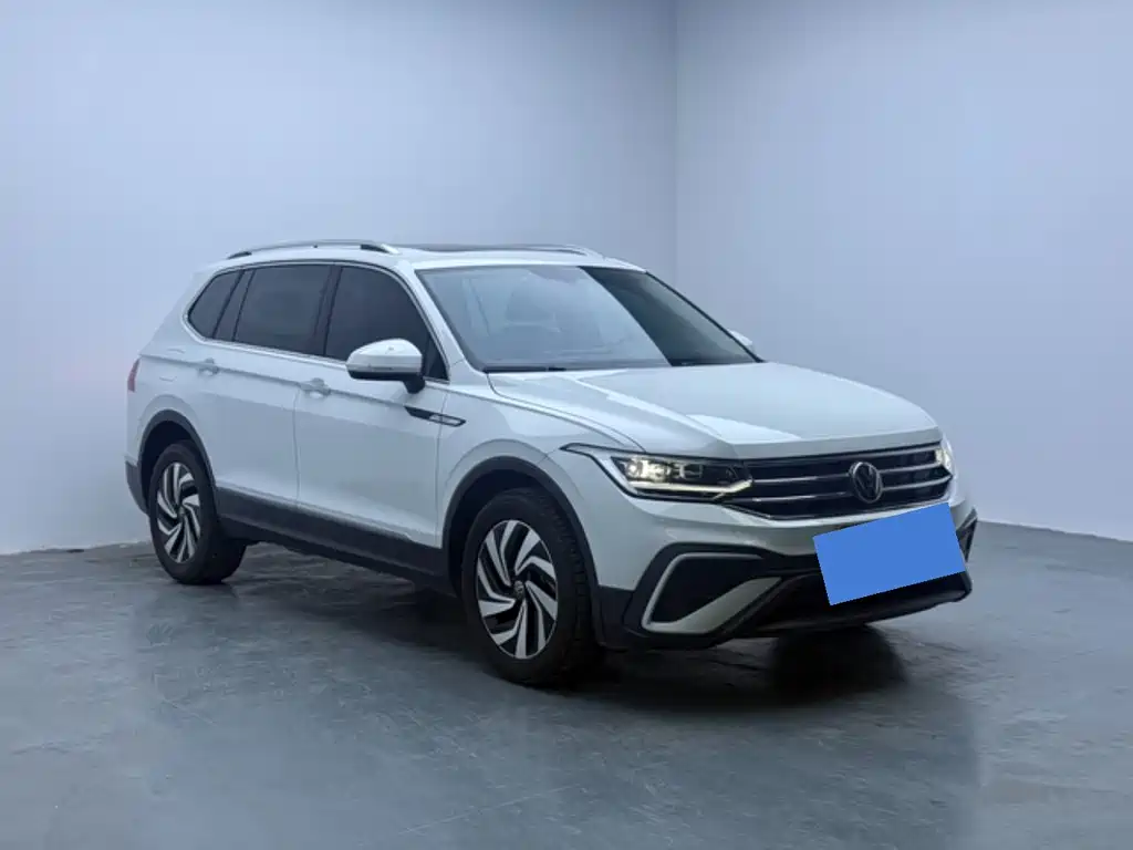 Volkswagen Tiguan L — миниатюра 8