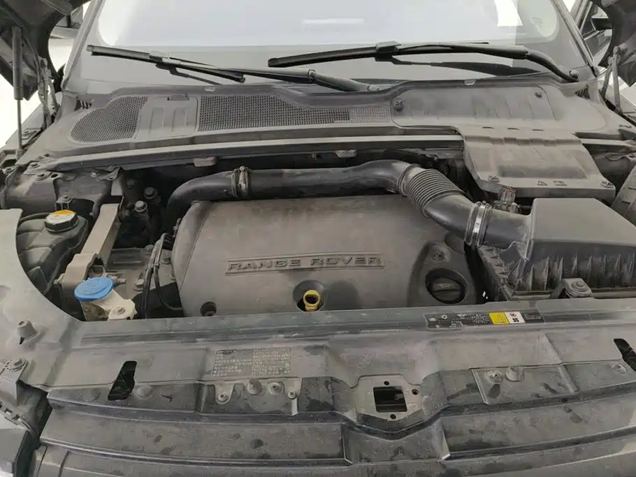 Land Rover Evoque (Import) — миниатюра 10
