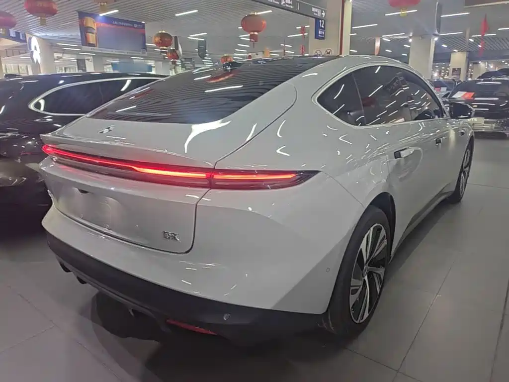 NIO ET5 — миниатюра 7