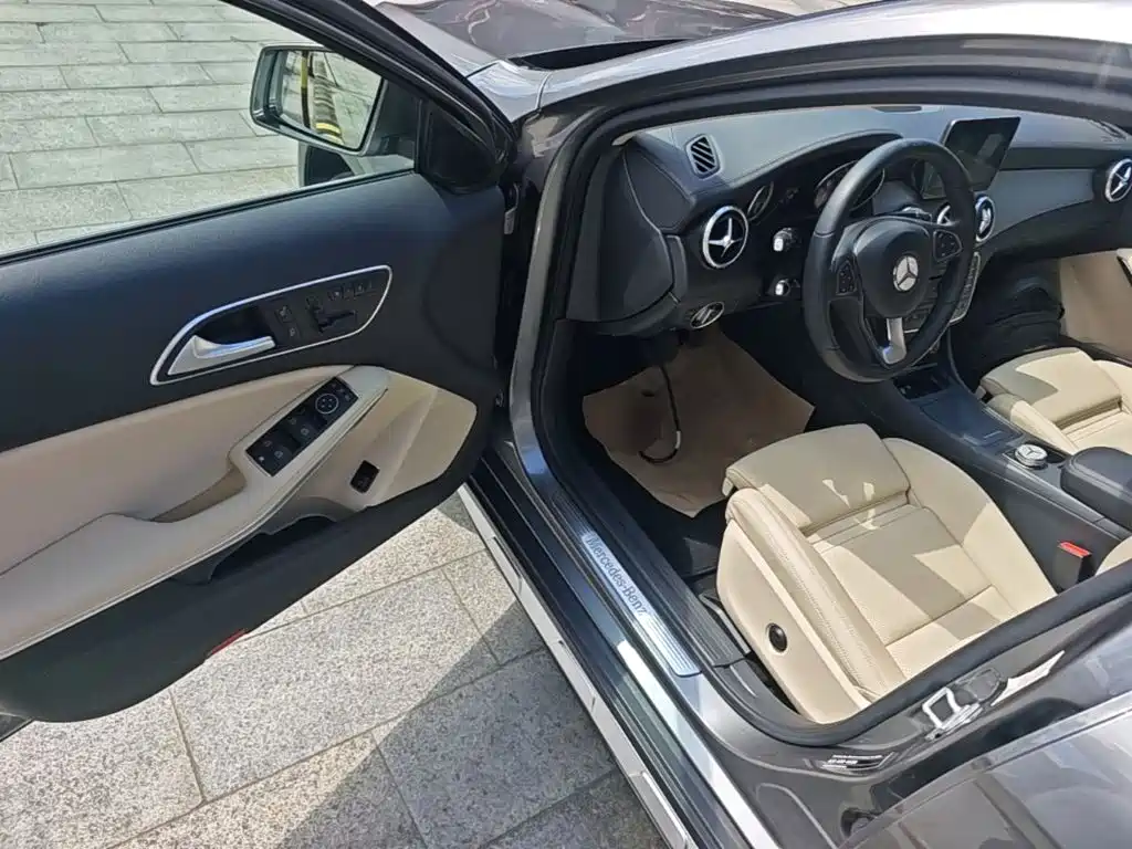 Mercedes-Benz GLA — миниатюра 16
