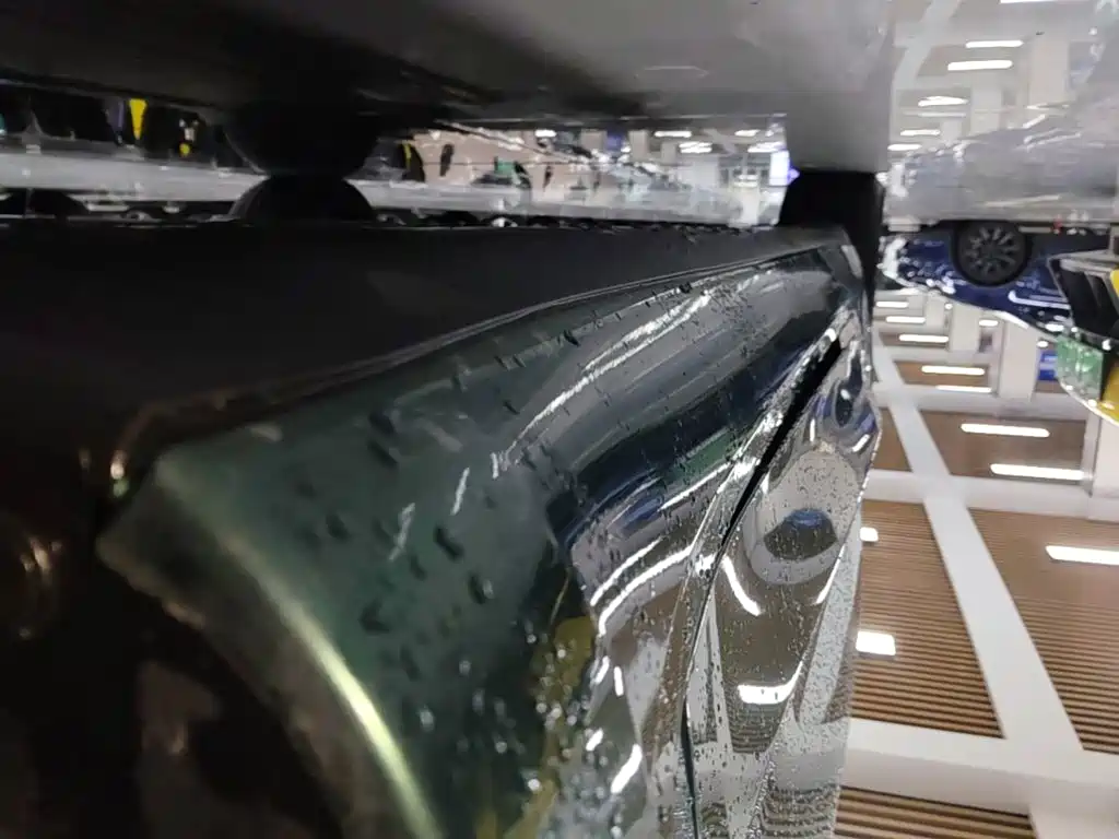 Tesla Model 3 — миниатюра 21