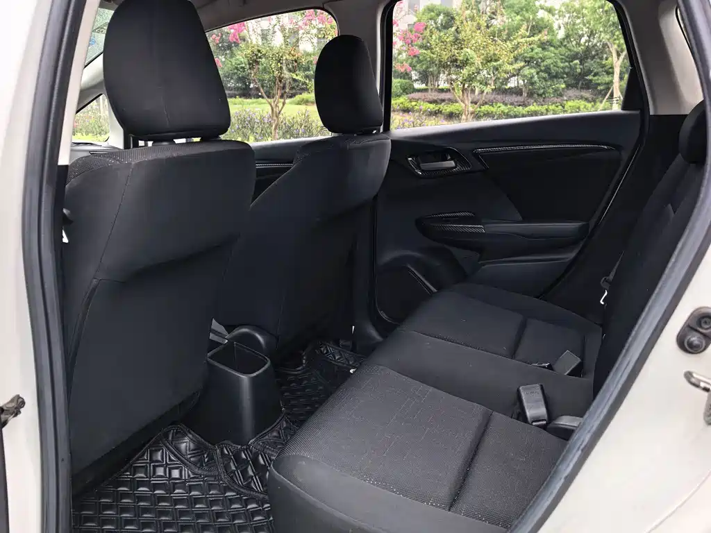 Honda Fit — миниатюра 5