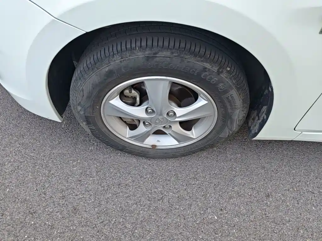 Hyundai Verna — миниатюра 23