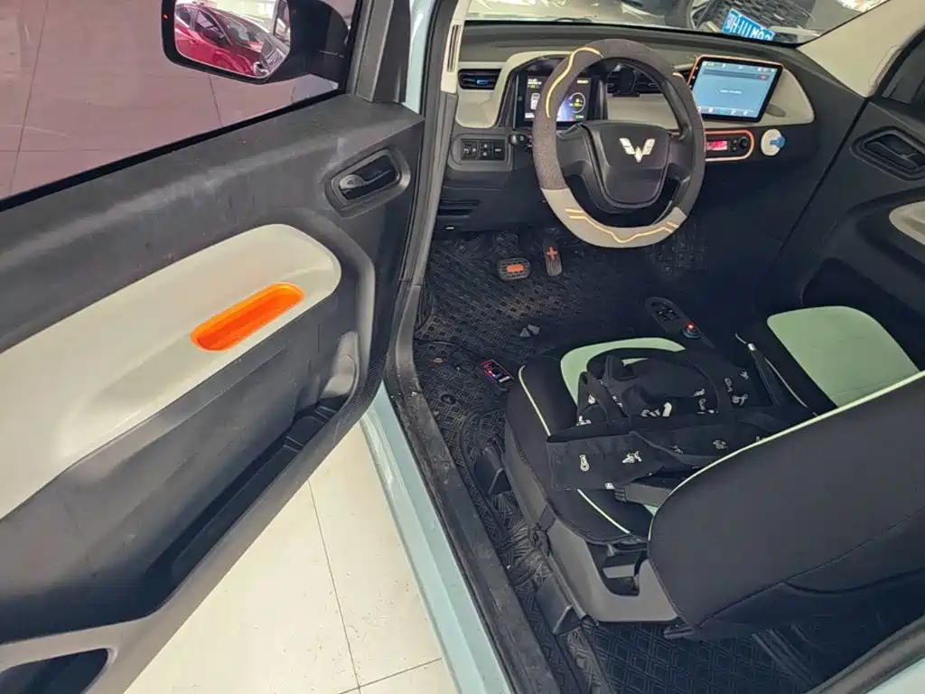 Wuling MINIEV — миниатюра 16