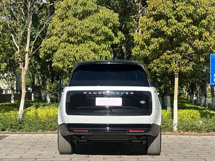 Land Rover Range Rover — миниатюра 5