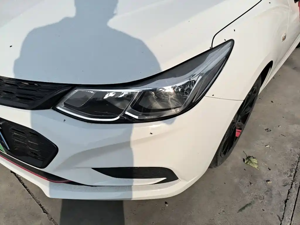 Chevrolet Cruze — миниатюра 24