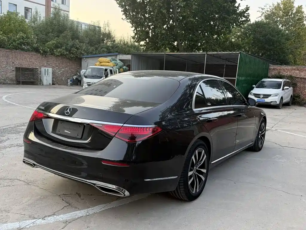 Mercedes-Benz S-Class — миниатюра 6