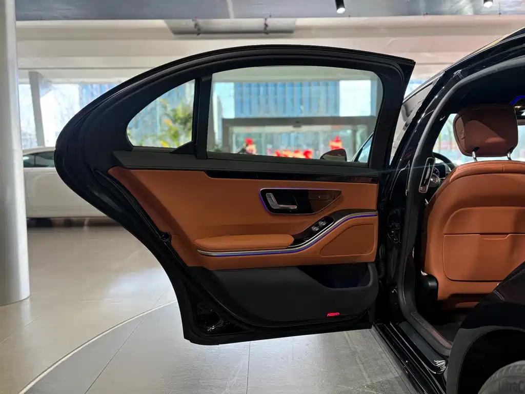 MERCEDES-BENZ S CLASS