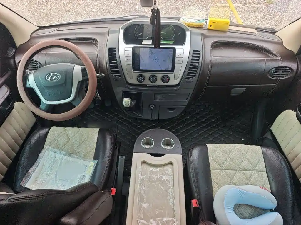 MAXUS V80 — миниатюра 13