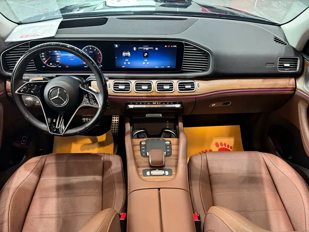 Mercedes-Benz GLS — миниатюра 8