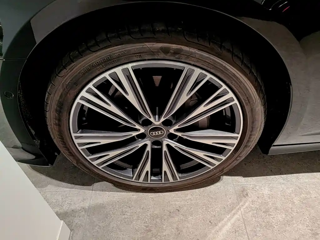 Audi A6L — миниатюра 23