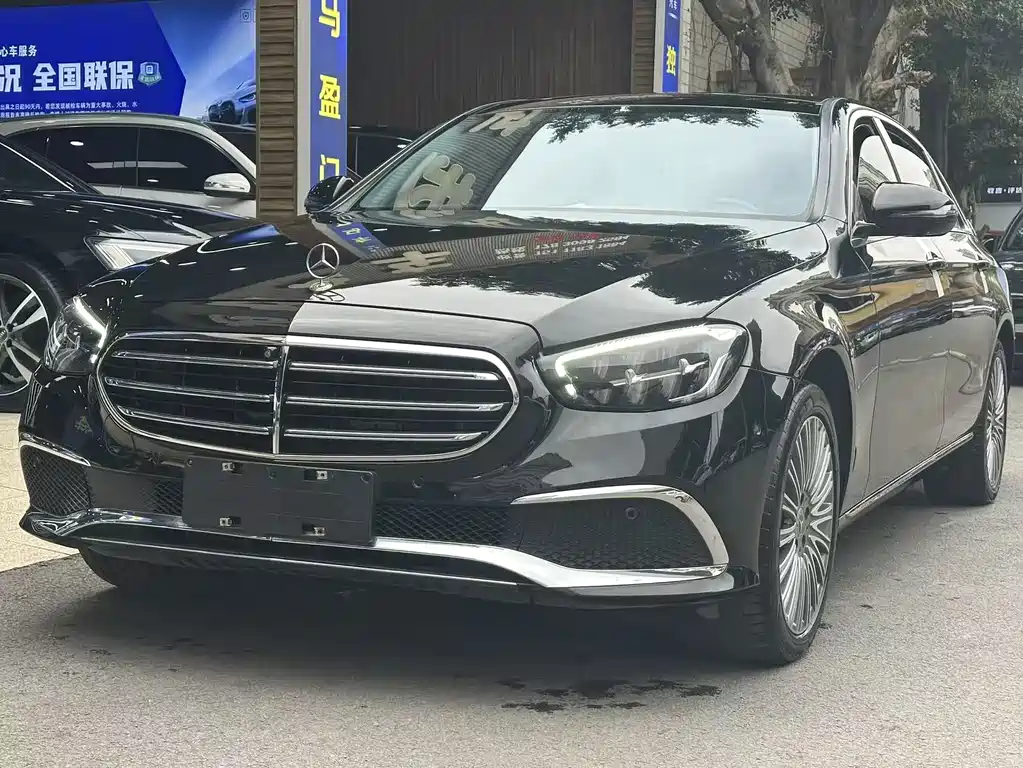 Mercedes-Benz E-Class 2022