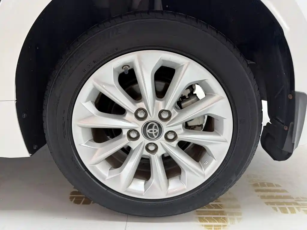 Toyota Corolla — миниатюра 15