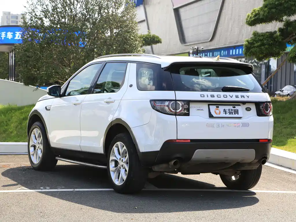 Land Rover Discovery Sport — миниатюра 18