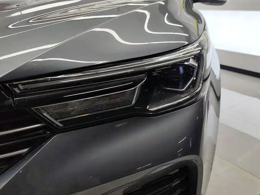 Roewe RX3 — миниатюра 5