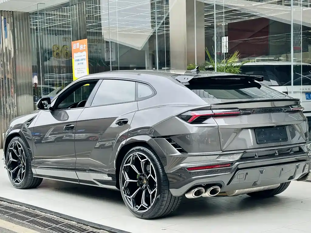 Lamborghini Urus 2022 4.0T V8 Performante