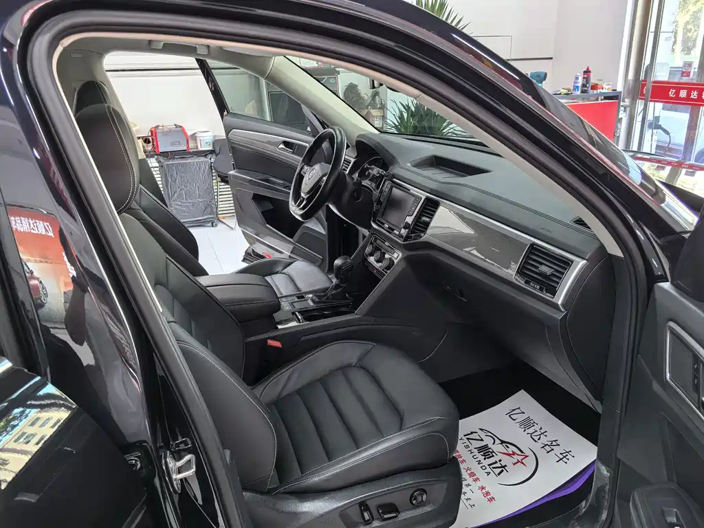 Volkswagen Teramont — миниатюра 10