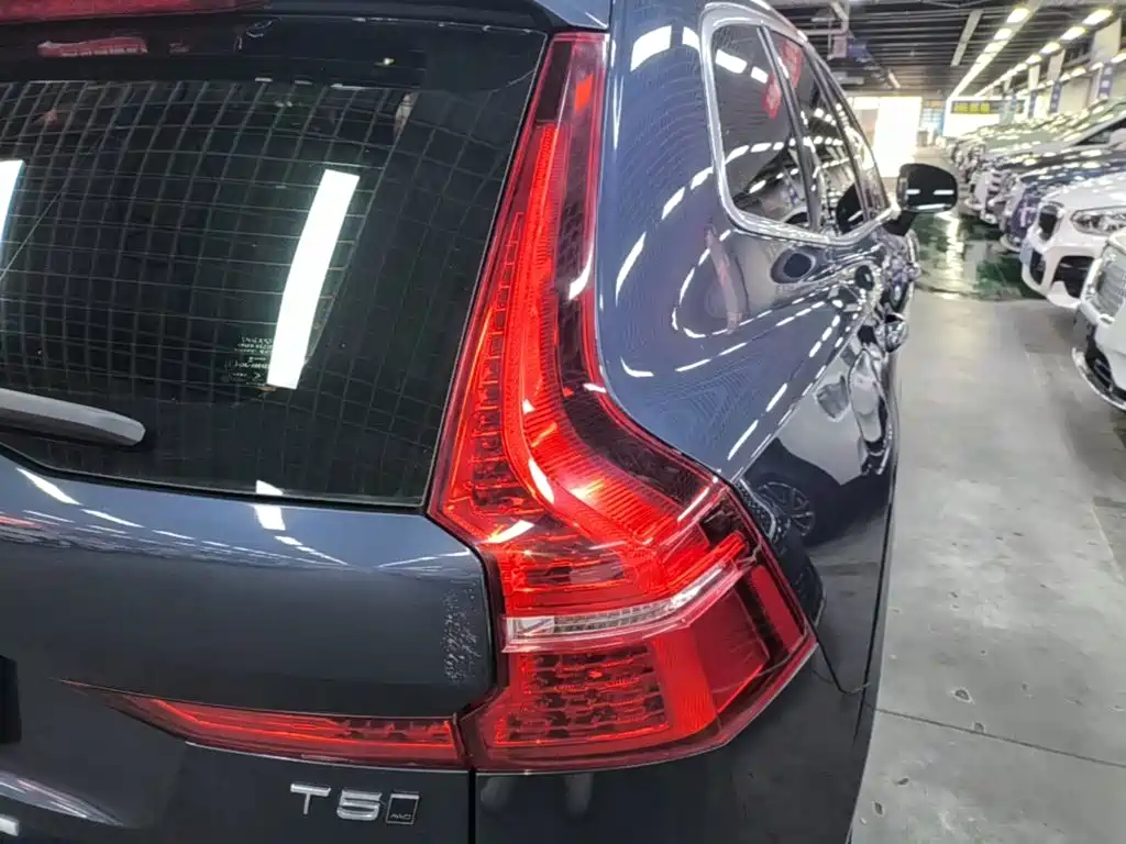 Volvo XC60 — миниатюра 8