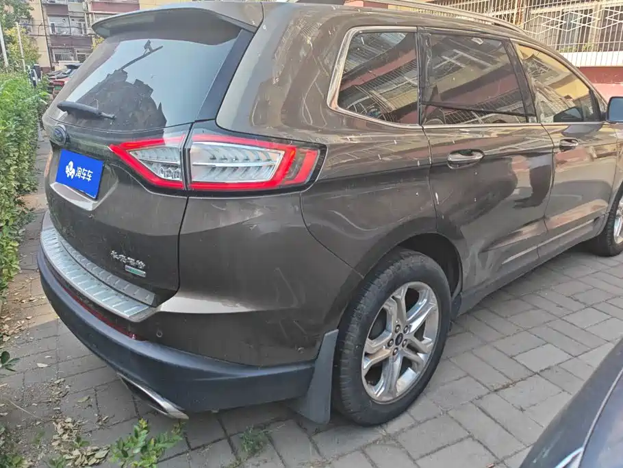 Ford Edge — миниатюра 3