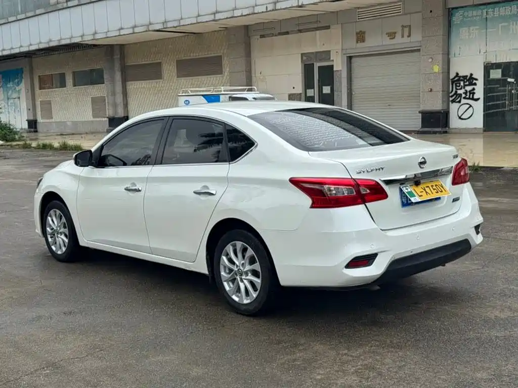Nissan Sylphy — миниатюра 7