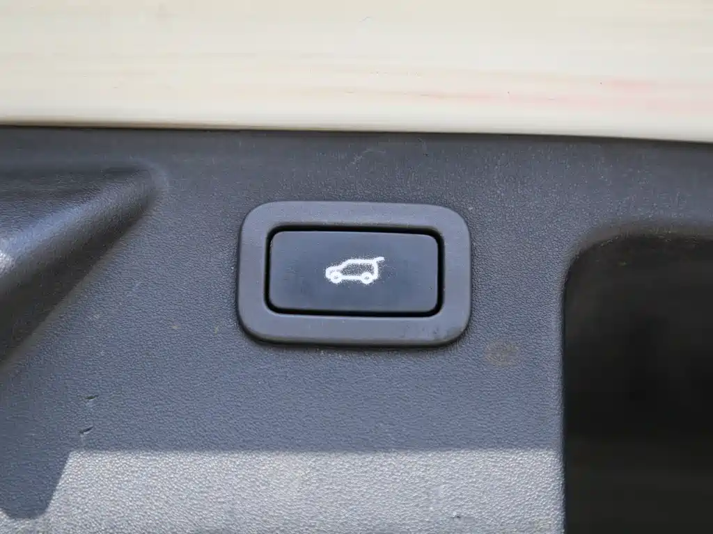 Land Rover Discovery Sport — миниатюра 20
