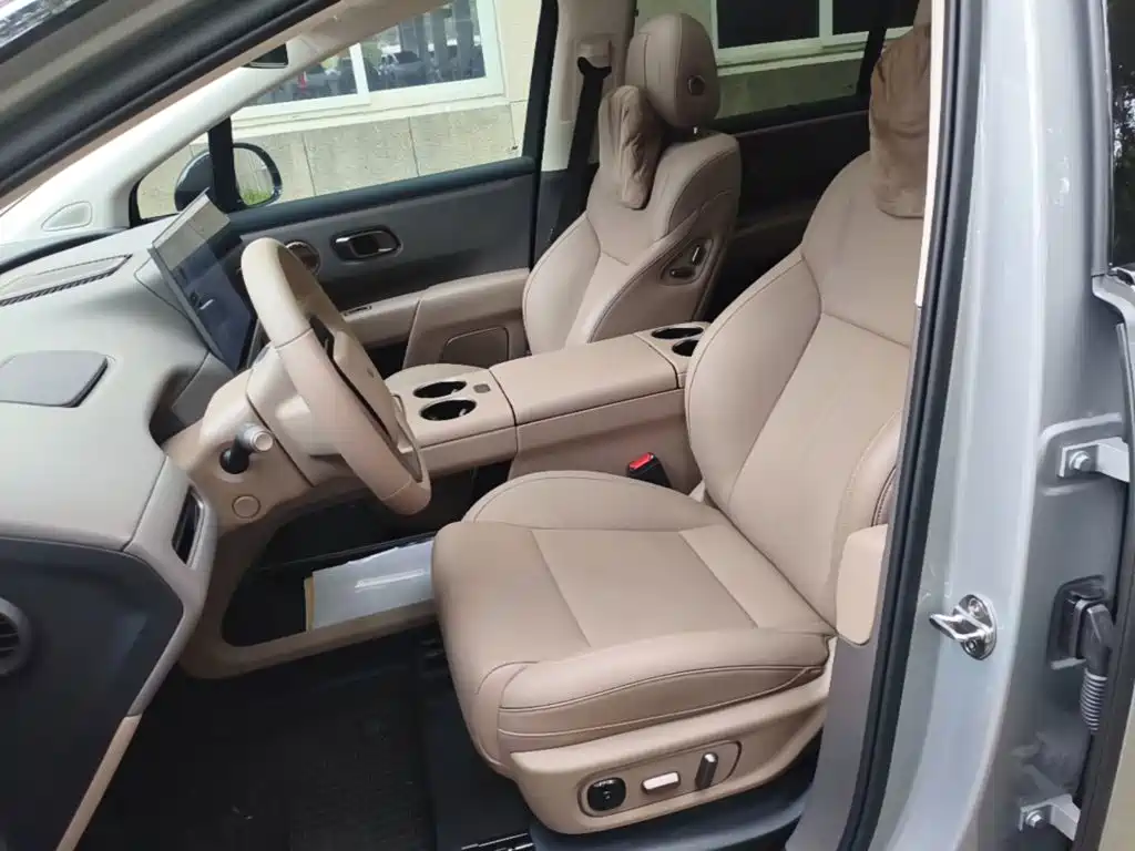 Li Auto Li i8 — миниатюра 15