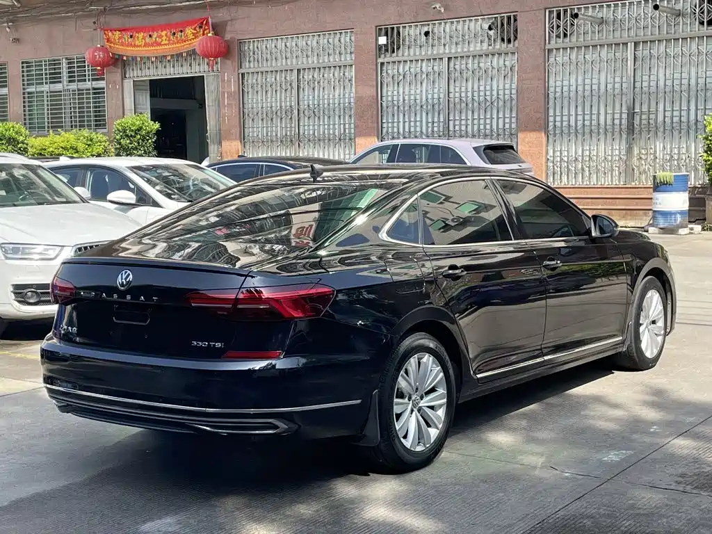 Volkswagen Passat — миниатюра 7