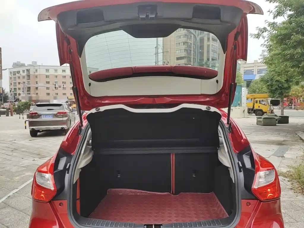 Ford Focus — миниатюра 19