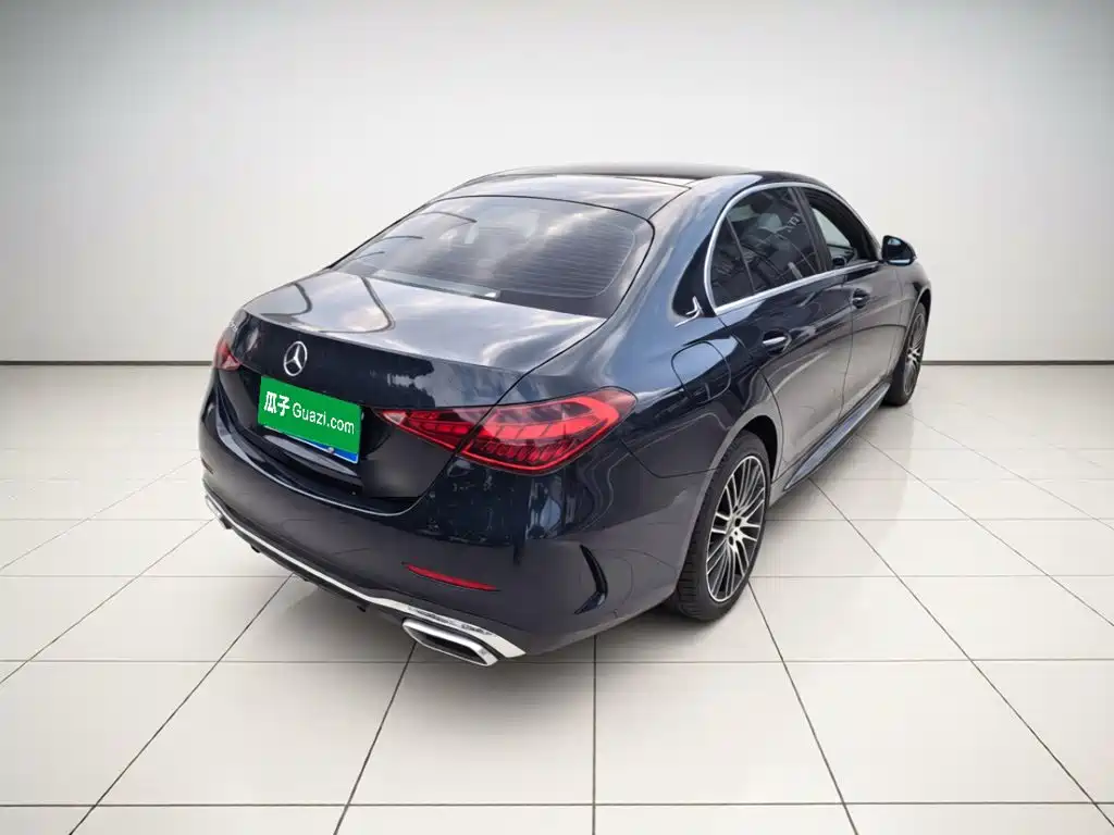 Mercedes-Benz C-Class — миниатюра 4