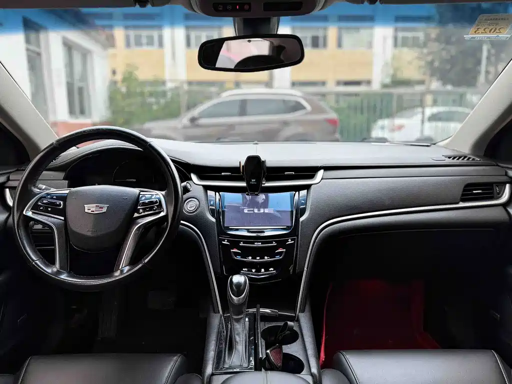 Cadillac XTS — миниатюра 6