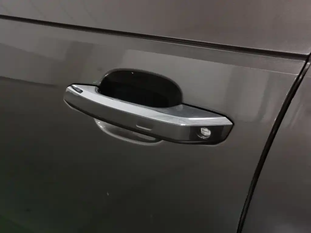 Audi A4L — миниатюра 18