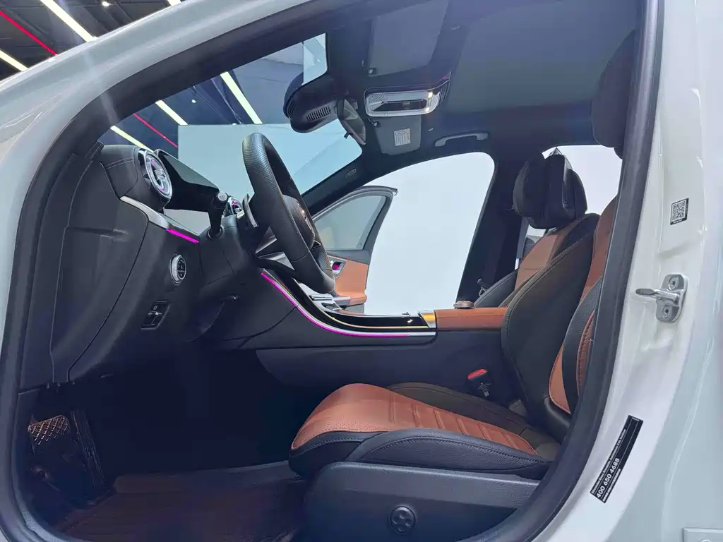 Mercedes-Benz C-Class — миниатюра 5