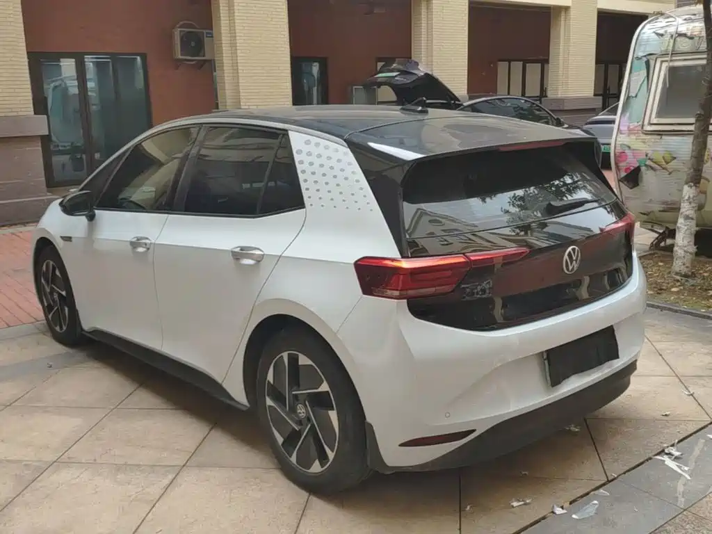 Volkswagen ID.3 — миниатюра 5