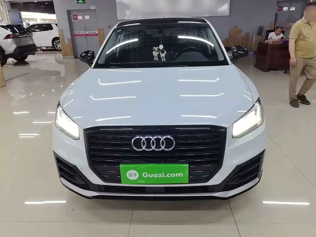 Audi Q2L — миниатюра 3